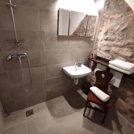 Kishaz A Szolohegyen Apartament Balatonakali